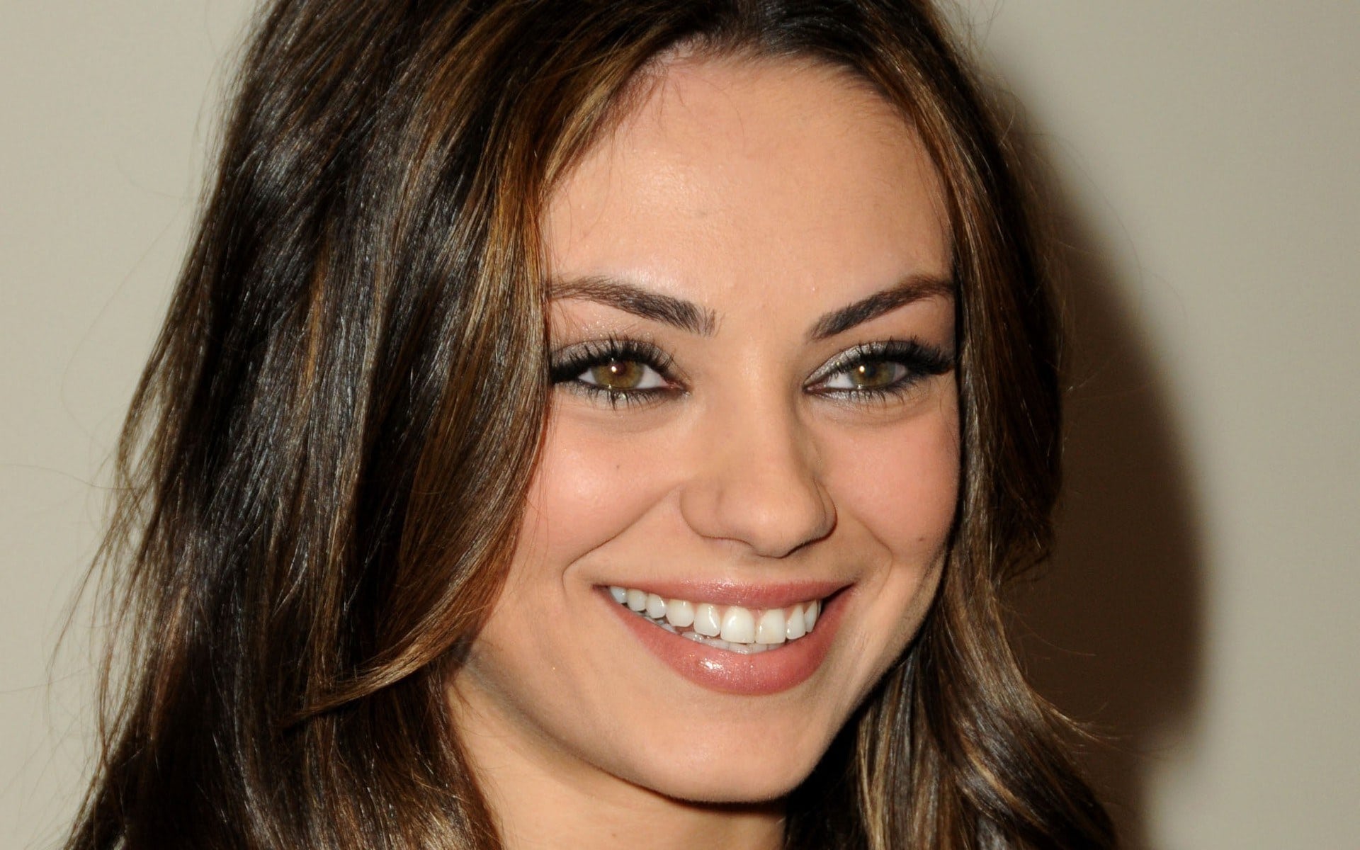 Actriz De Marvel Que Mató La Mama - HD Wallpaper 