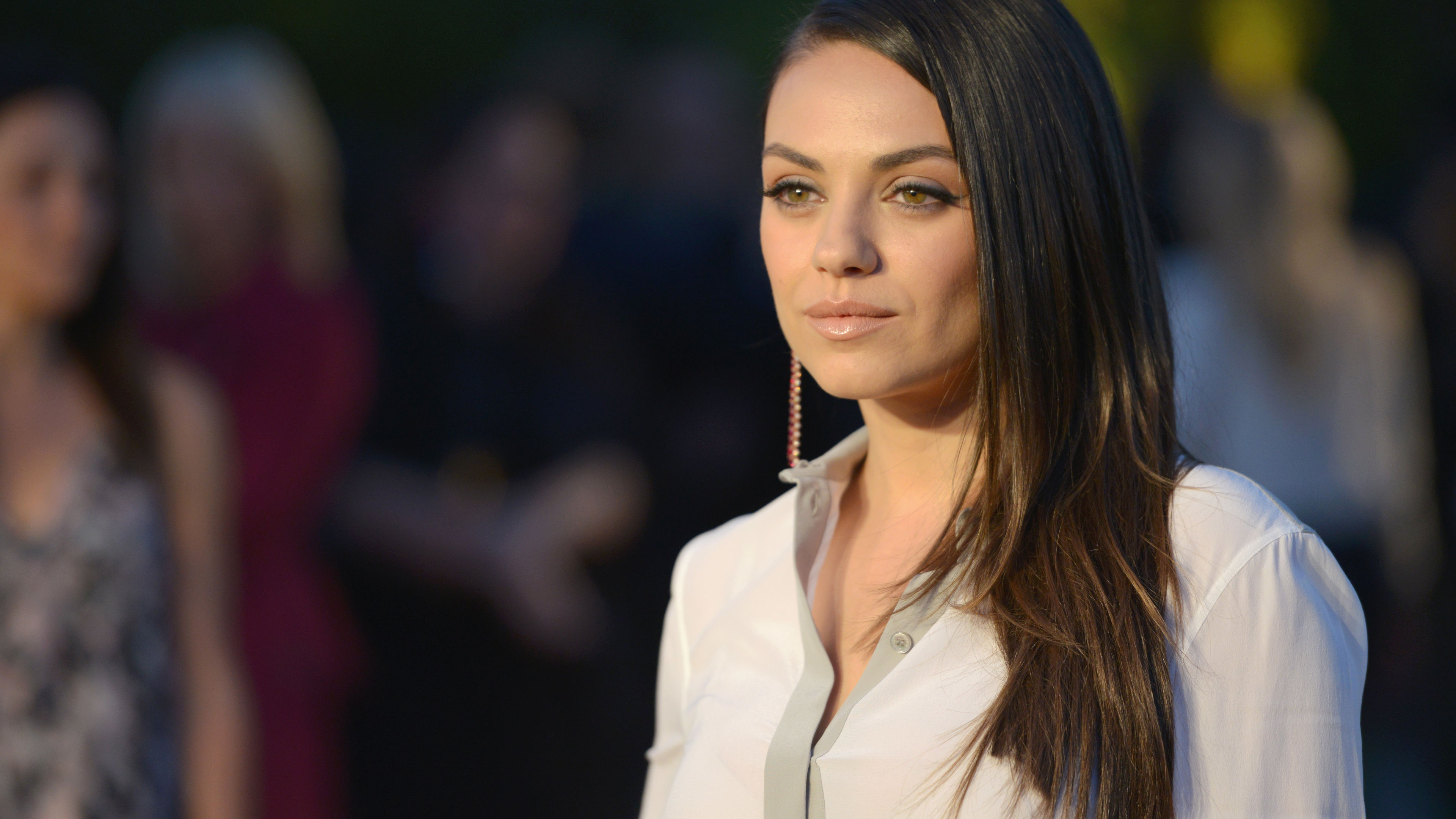 Mila Kunis 2018 8k - Mila Kunis - HD Wallpaper 