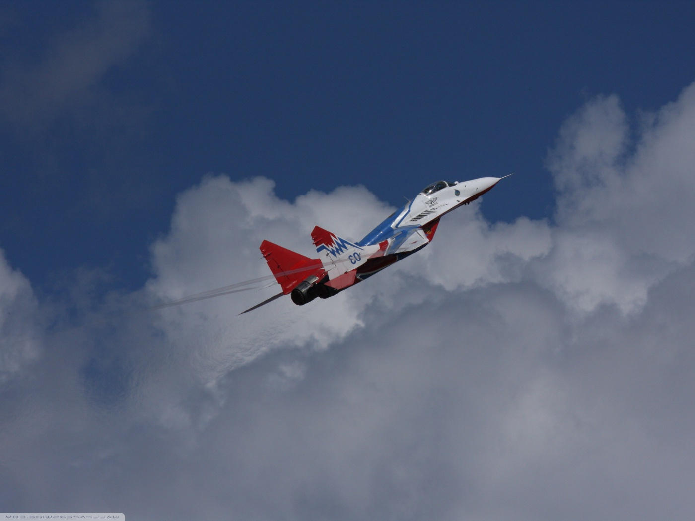 Monoplane - HD Wallpaper 