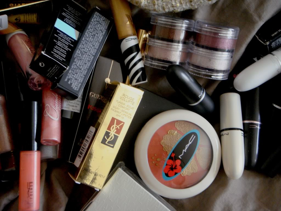 Eye Liner - HD Wallpaper 