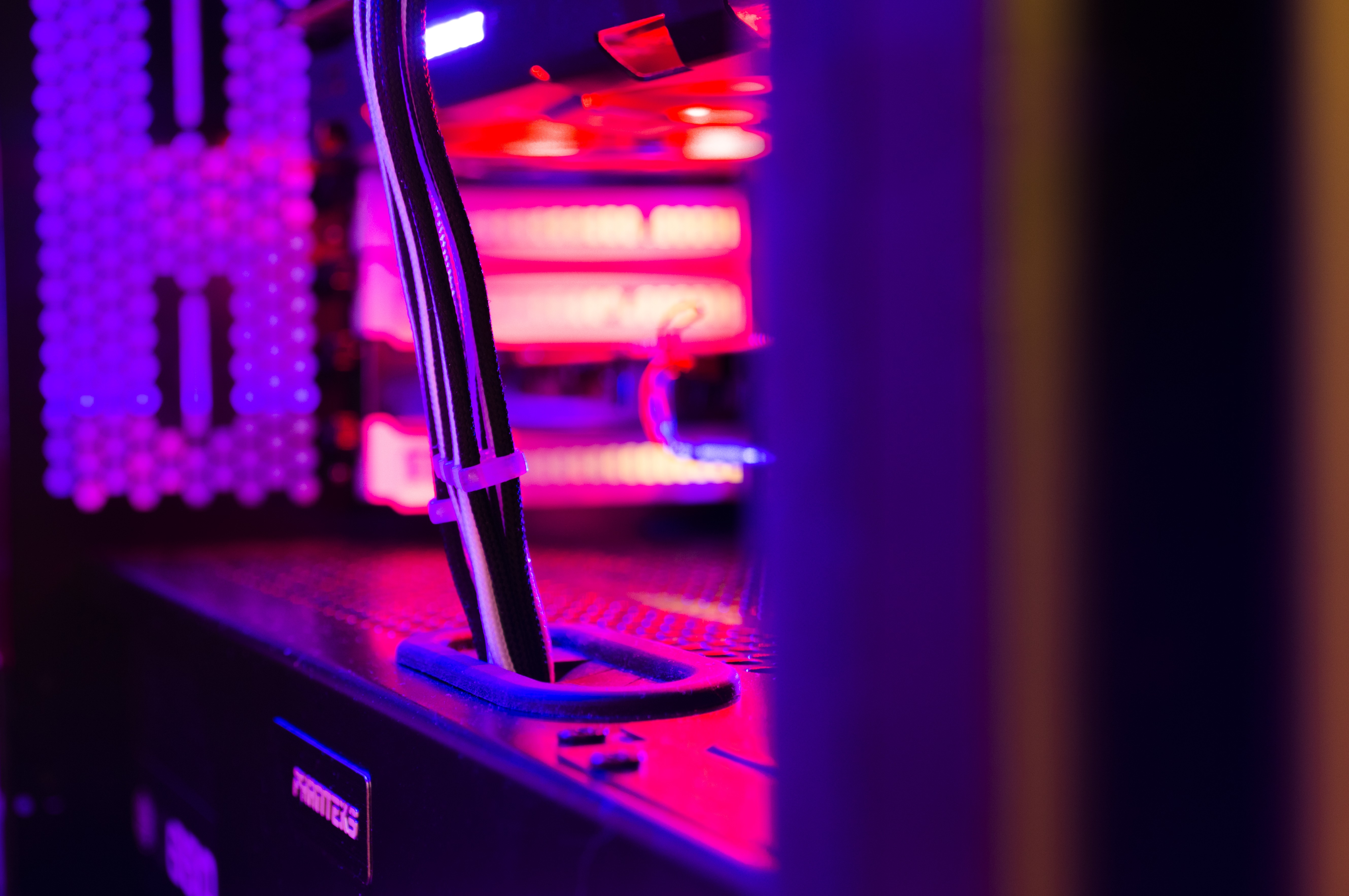 Cooler Master Wallpaper - HD Wallpaper 