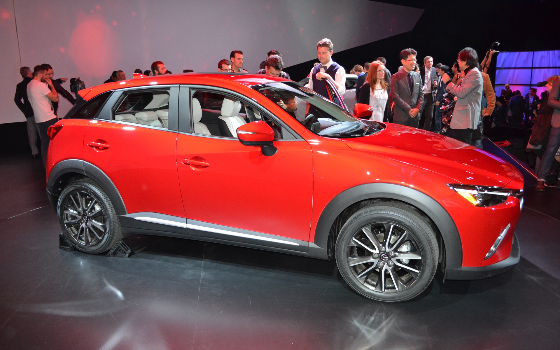 2016 Mazda Cx 3 Size - HD Wallpaper 