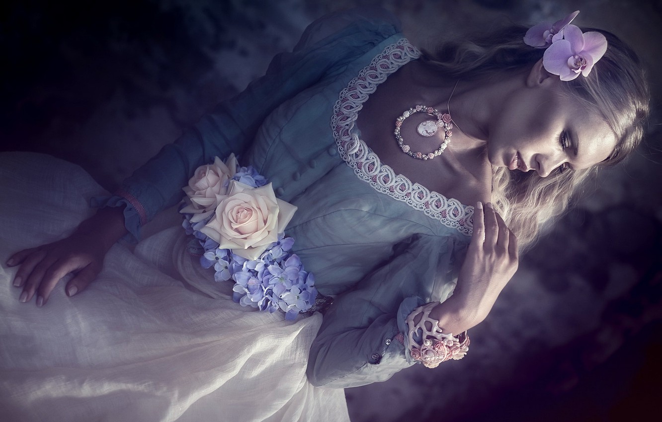 Photo Wallpaper Girl, Style, Elise - Fantasy Dress Flowers - HD Wallpaper 