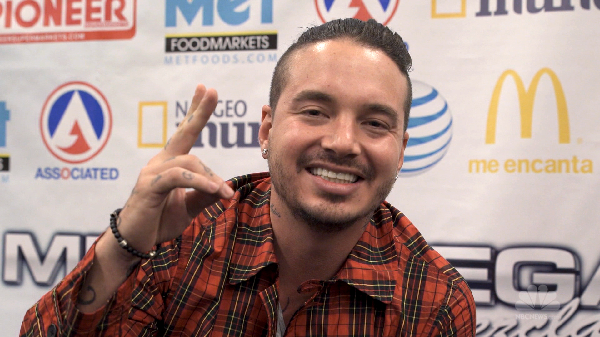 Premiere - HD Wallpaper 