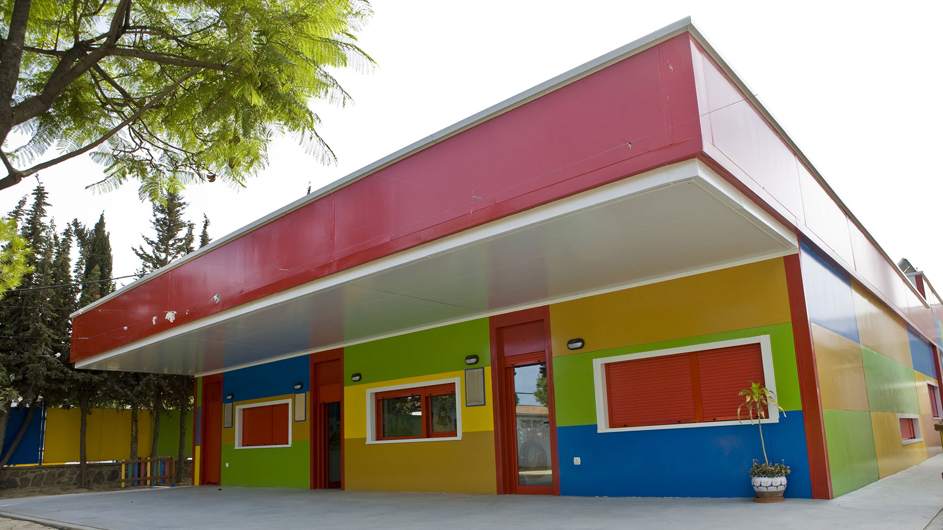 Guardería Reyes Magos De Málaga - HD Wallpaper 