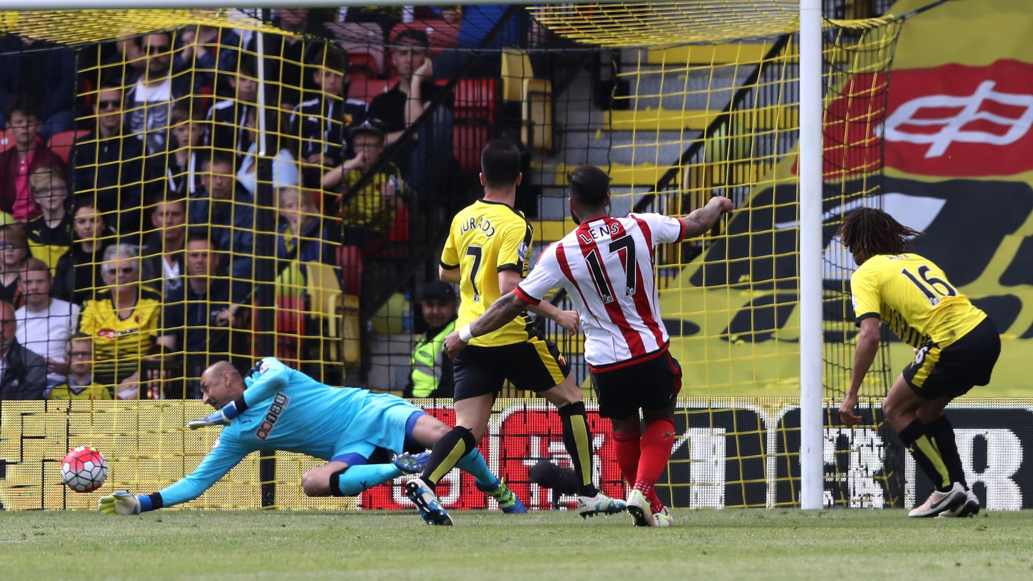 Jeremain Lens Scored Three Premier League Goals For - Score A Goal - HD Wallpaper 
