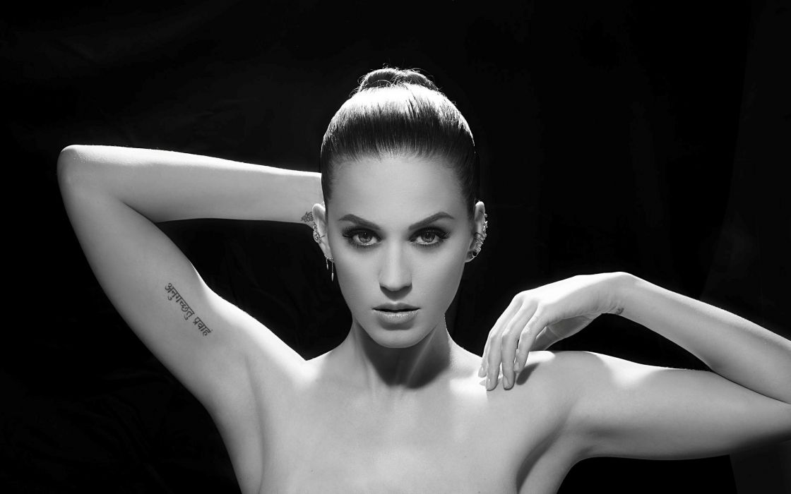Hot Tattooed Girl Nude Wallpaper - Katy Perry Topless 2012 - HD Wallpaper 