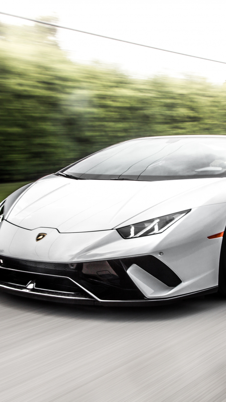 Lamborghini Huracan White Wallpaper 4k - HD Wallpaper 