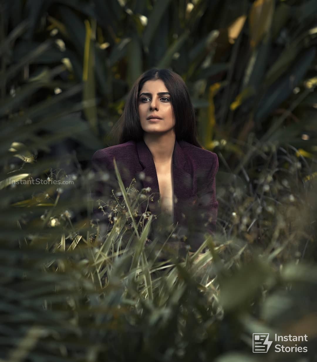 Isha Talwar Latest Hot Hd Photos/wallpapers (15092) - Girl - HD Wallpaper 