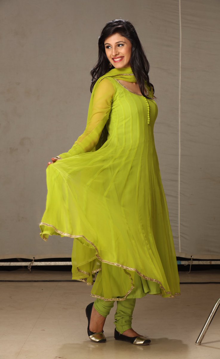 Saanvi Talwar Real Age - HD Wallpaper 