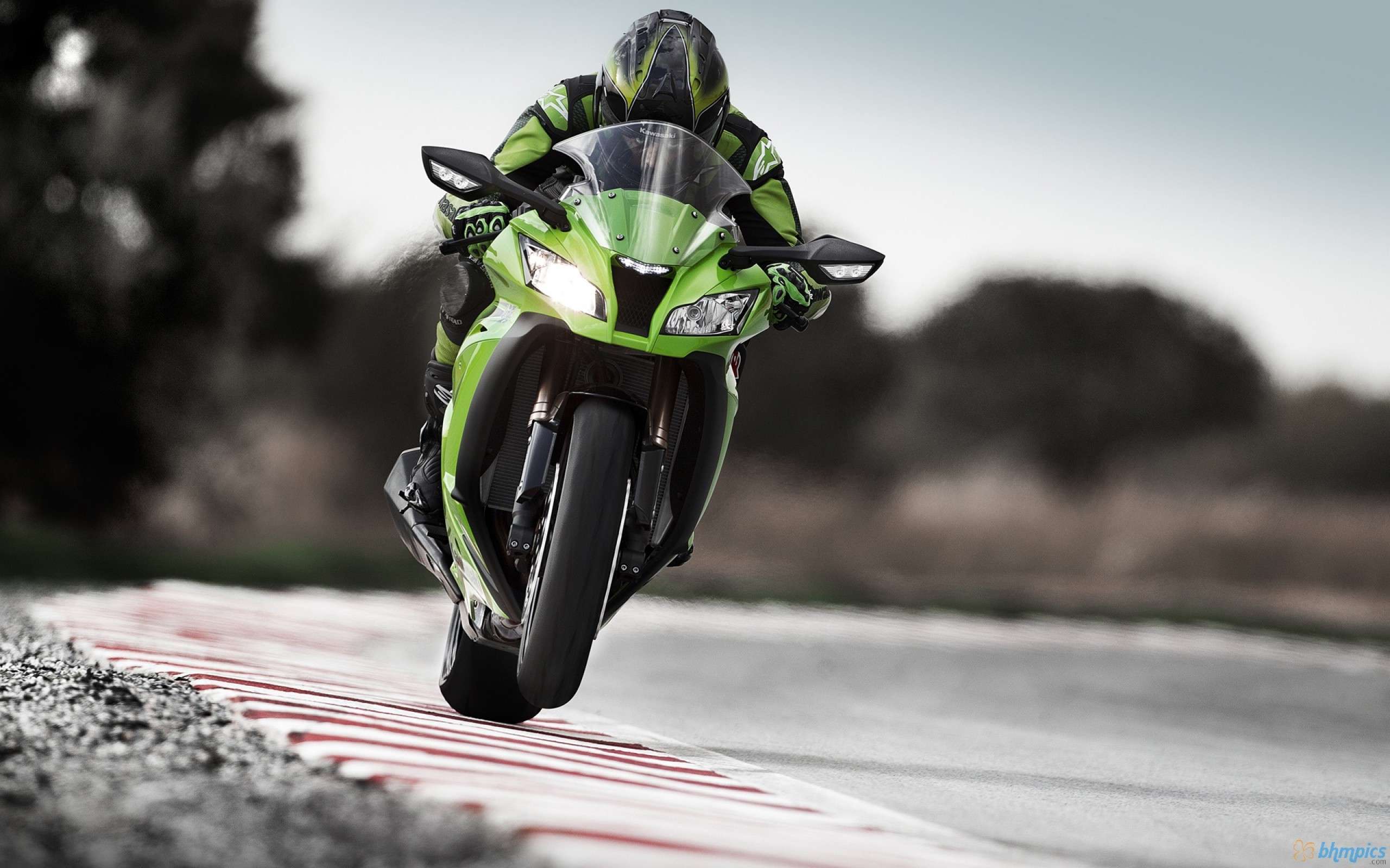 Motorbike Hd - HD Wallpaper 