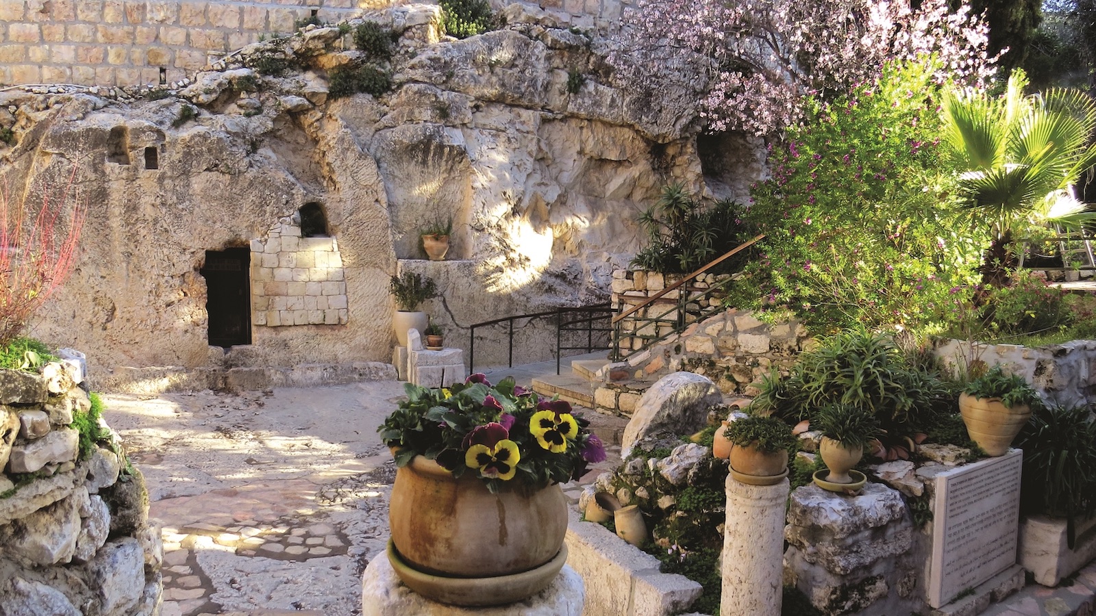 Header-image - Garden Tomb - HD Wallpaper 