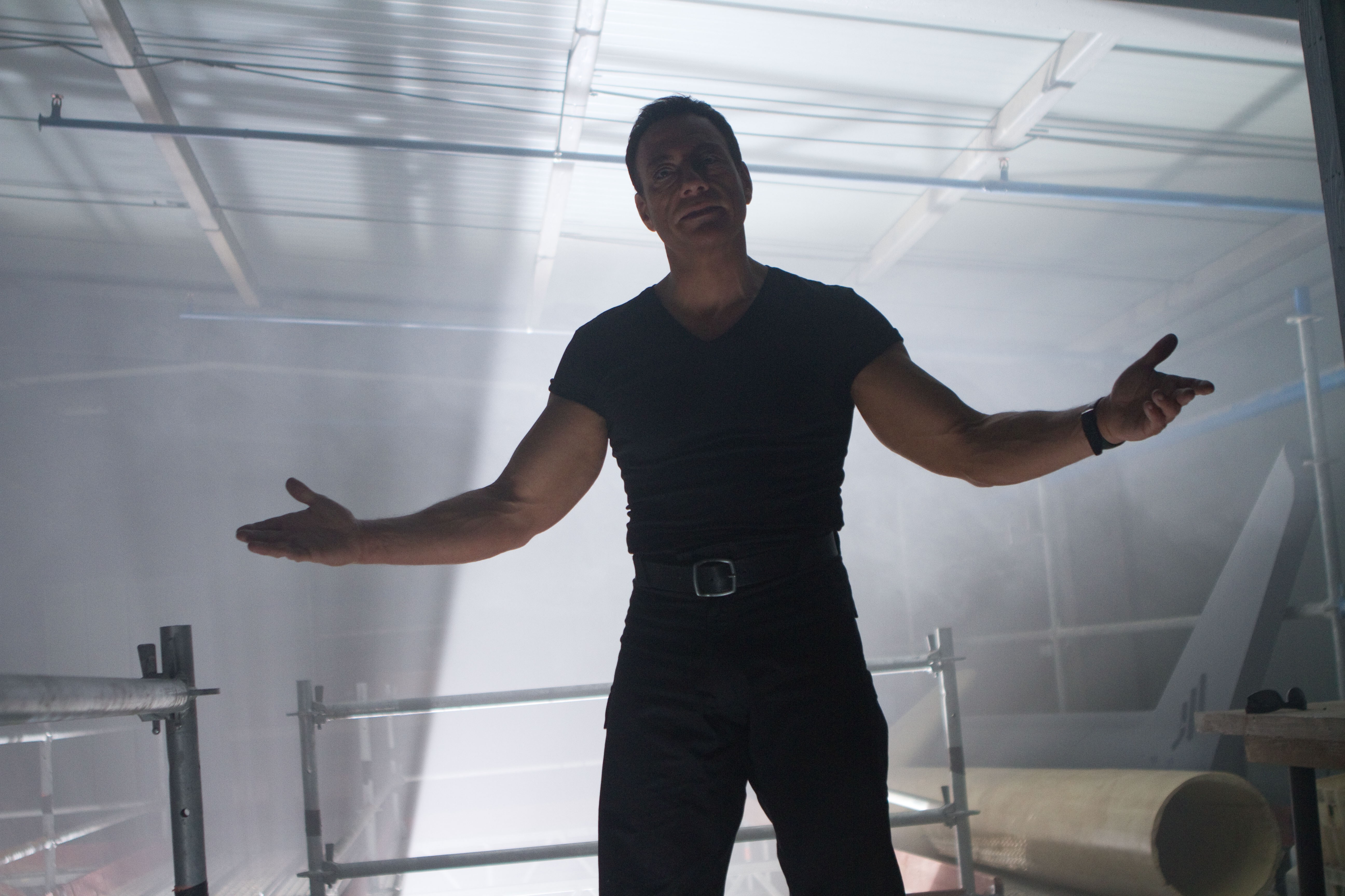 Jean Claude Expendables 2 - HD Wallpaper 