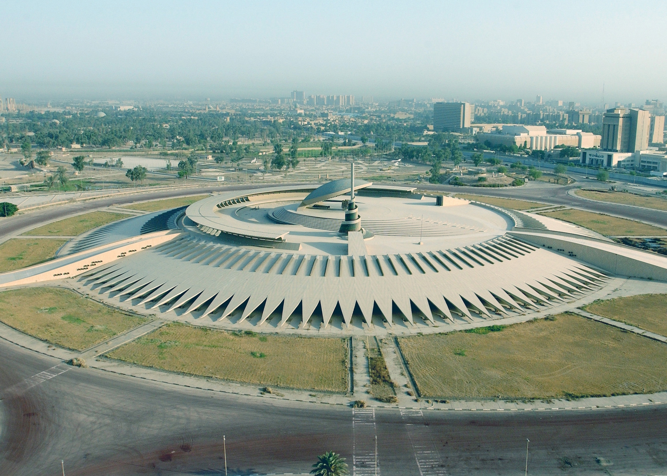 Iraq Baghdad - Baghdad - HD Wallpaper 