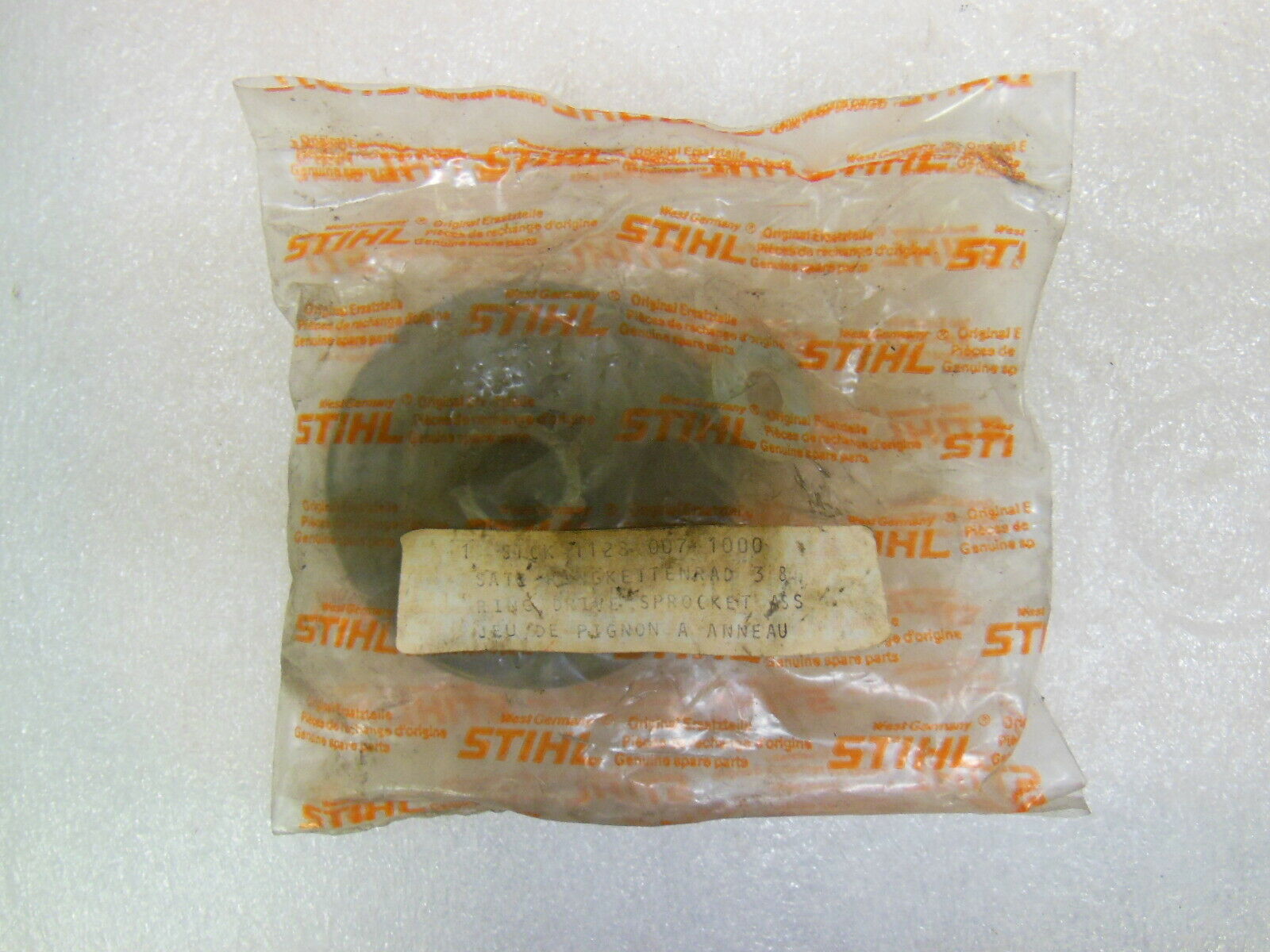 Upc - Throw Pillow - HD Wallpaper 