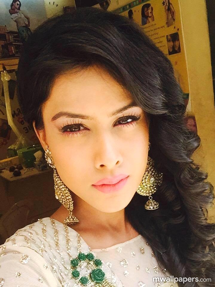 Nia Sharma Hd Photos 
 Title Nia Sharma Hd Photos - HD Wallpaper 