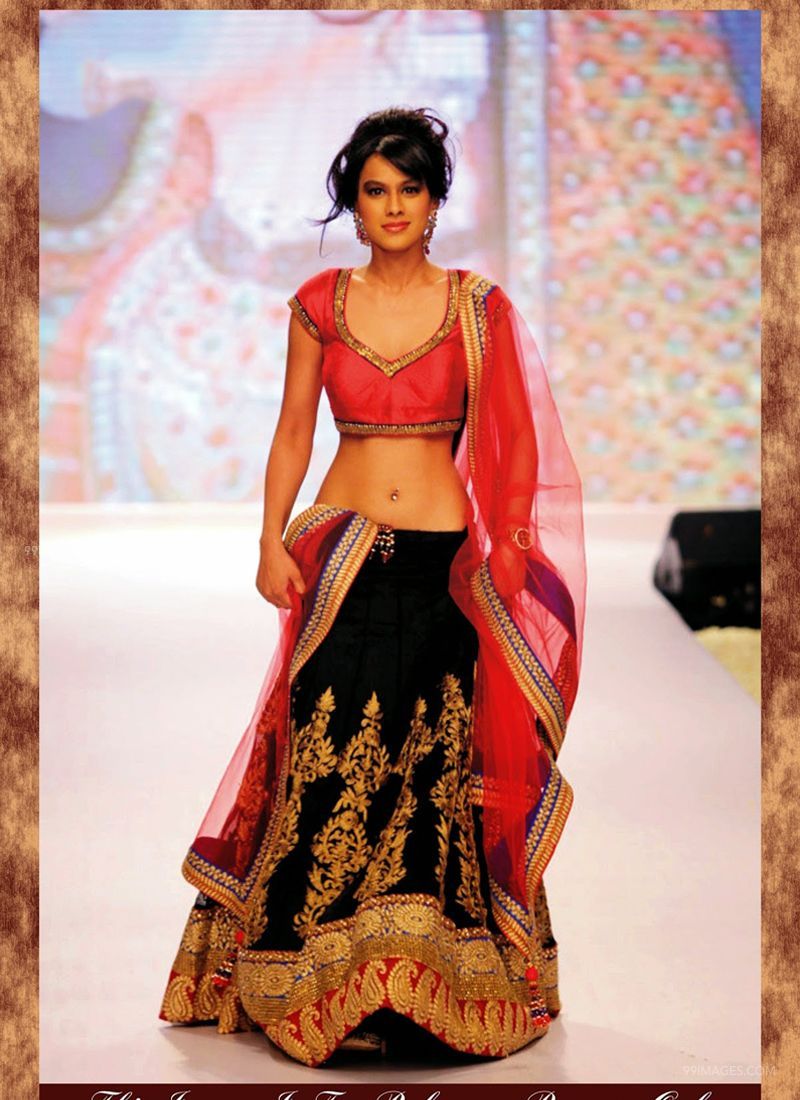 Nia Sharma Cute Hd Photos (8644) - Lehenga Choli For Nia Sharma - HD Wallpaper 