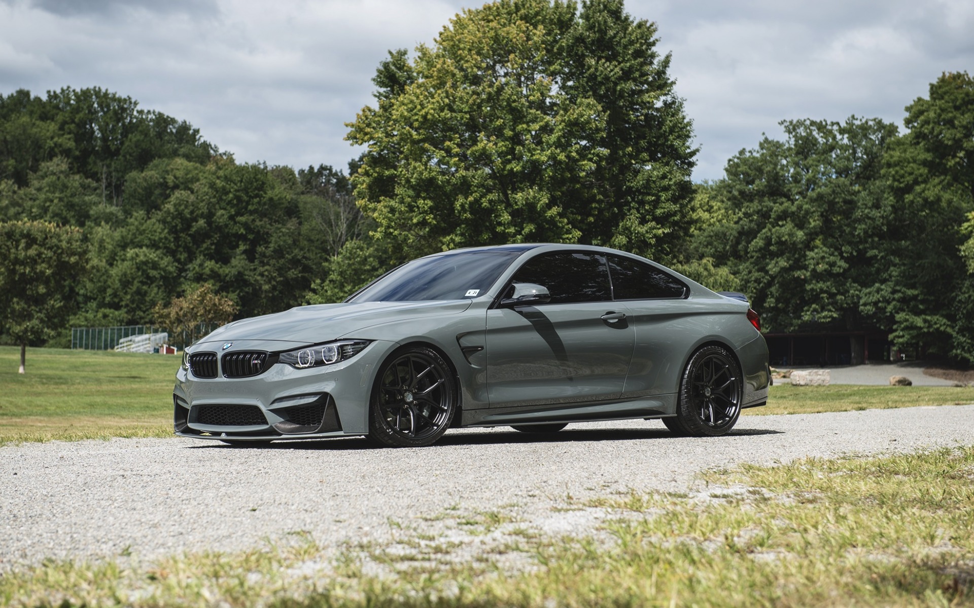 Bmw M4, Gray Sports Coupe, 2018, Nardo Grey, F82, Tuning - Nardo Grey Black Wheels - HD Wallpaper 