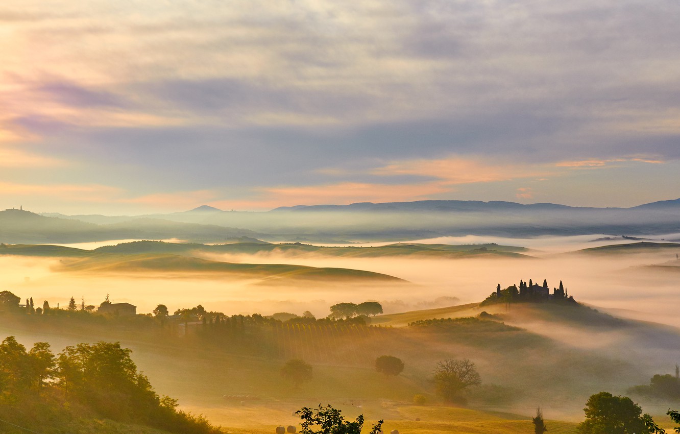 Photo Wallpaper Fog, Dawn, Field, Morning, Italy, Meadows, - Tuscany Fog - HD Wallpaper 