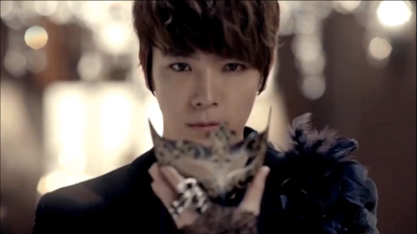 Donghae Super Junior 2012 - HD Wallpaper 