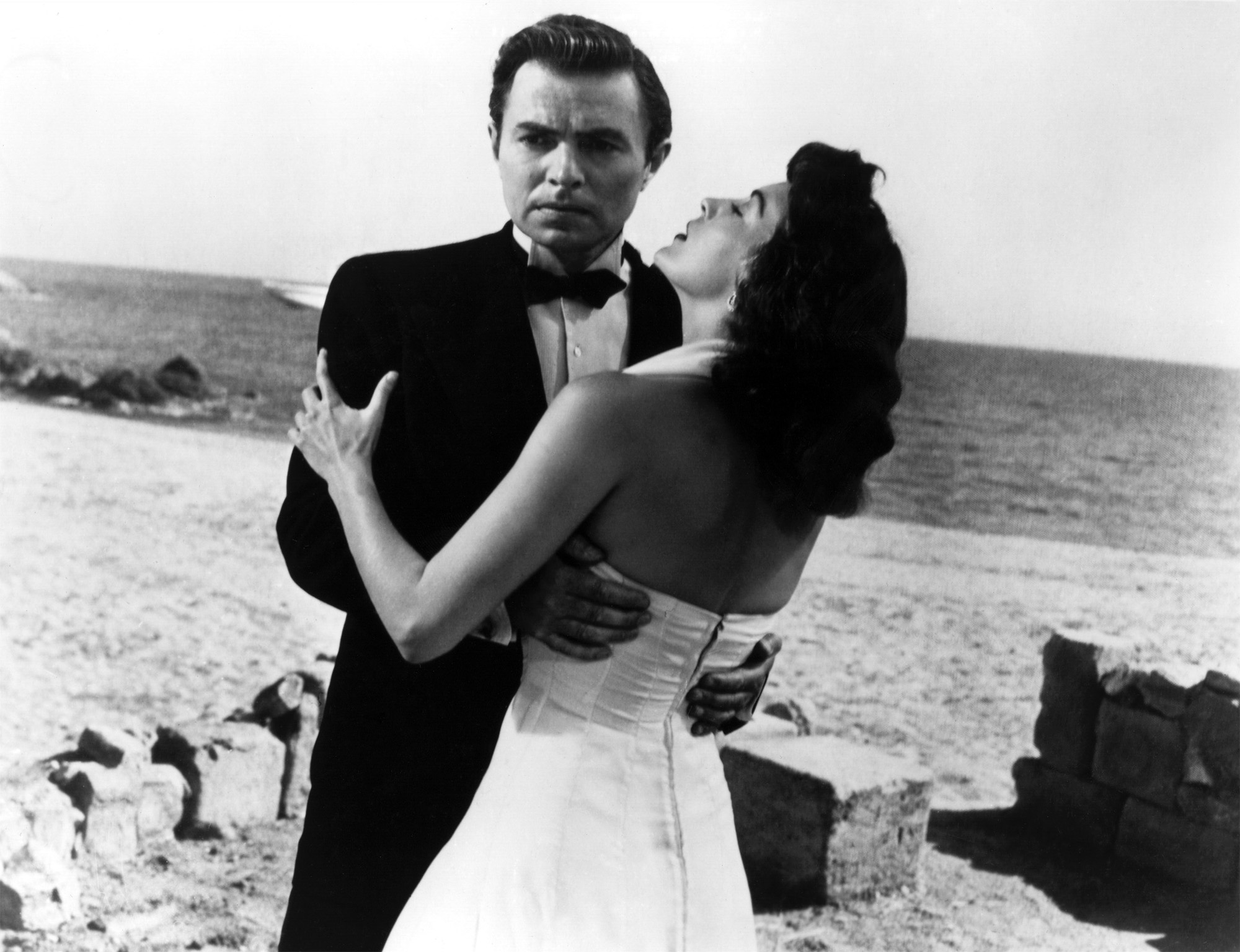 Pandora And The Flying Dutchman 1951 - HD Wallpaper 