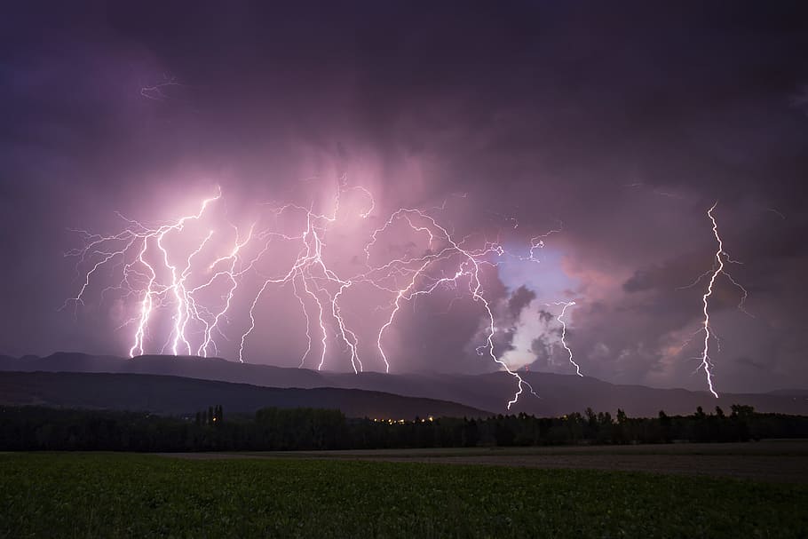 Photo Of Lightning And Thunder, Weather, Landscape, - Lightning Rod - HD Wallpaper 