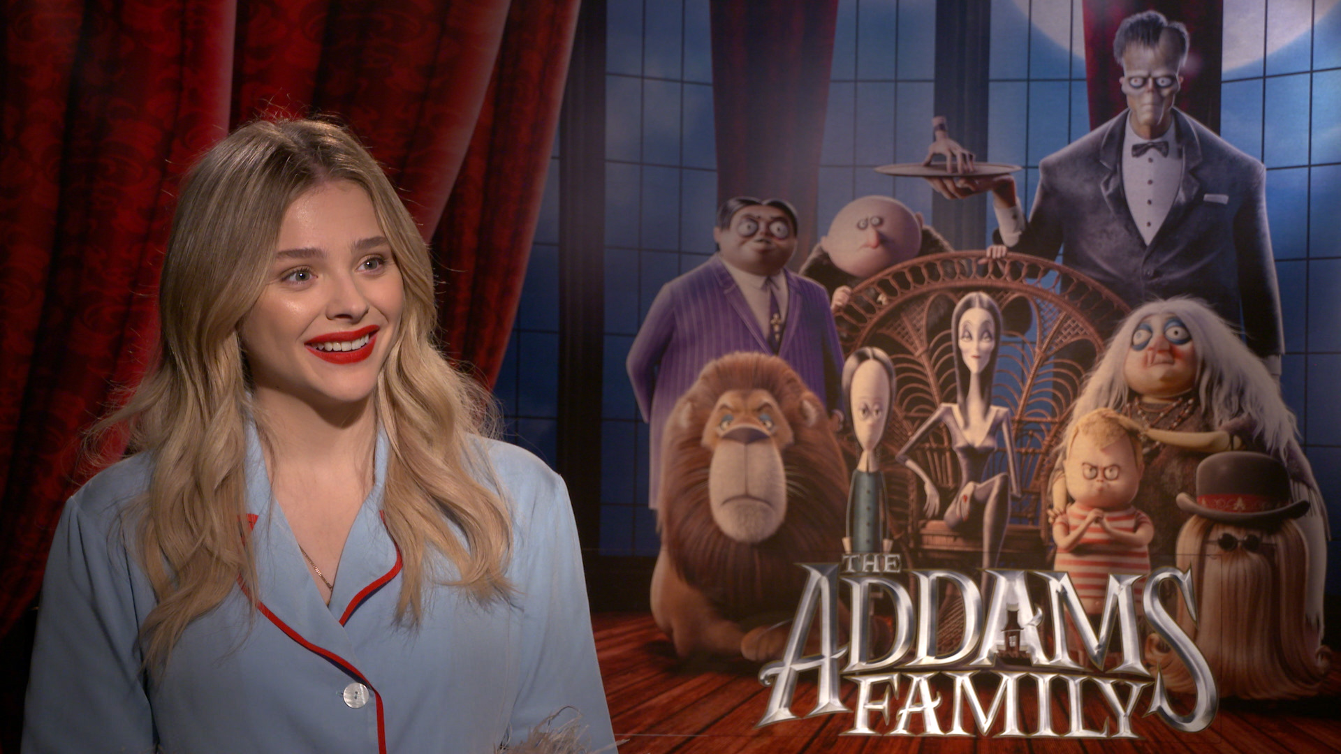 Cgmoretz - Chloë Grace Moretz Addams Family - HD Wallpaper 