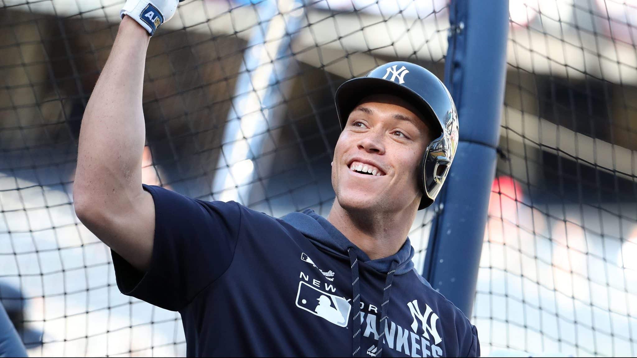 College Softball - HD Wallpaper 