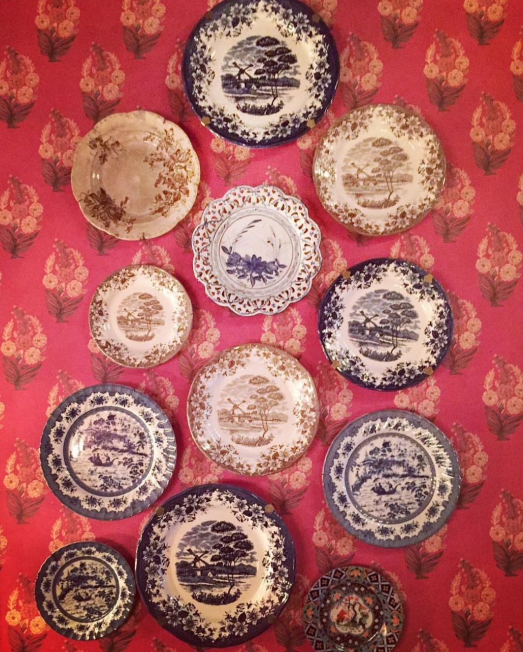 Circle - HD Wallpaper 