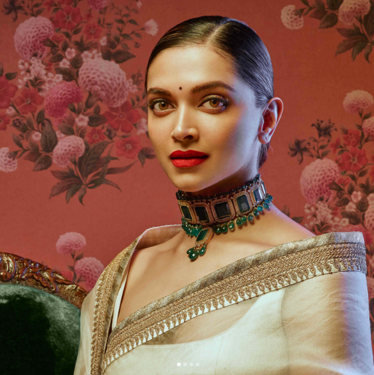 Deepika Padukone In Silk Saree - 768x771 Wallpaper Deepika Padukone In Silk Saree - 768x771 Wallpaper