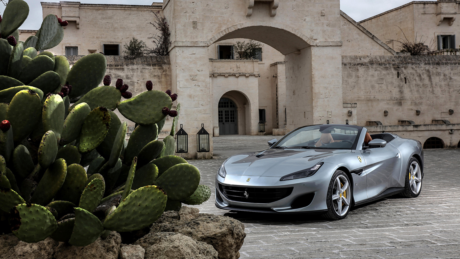 Ferrari Portofino Adv1 - HD Wallpaper 