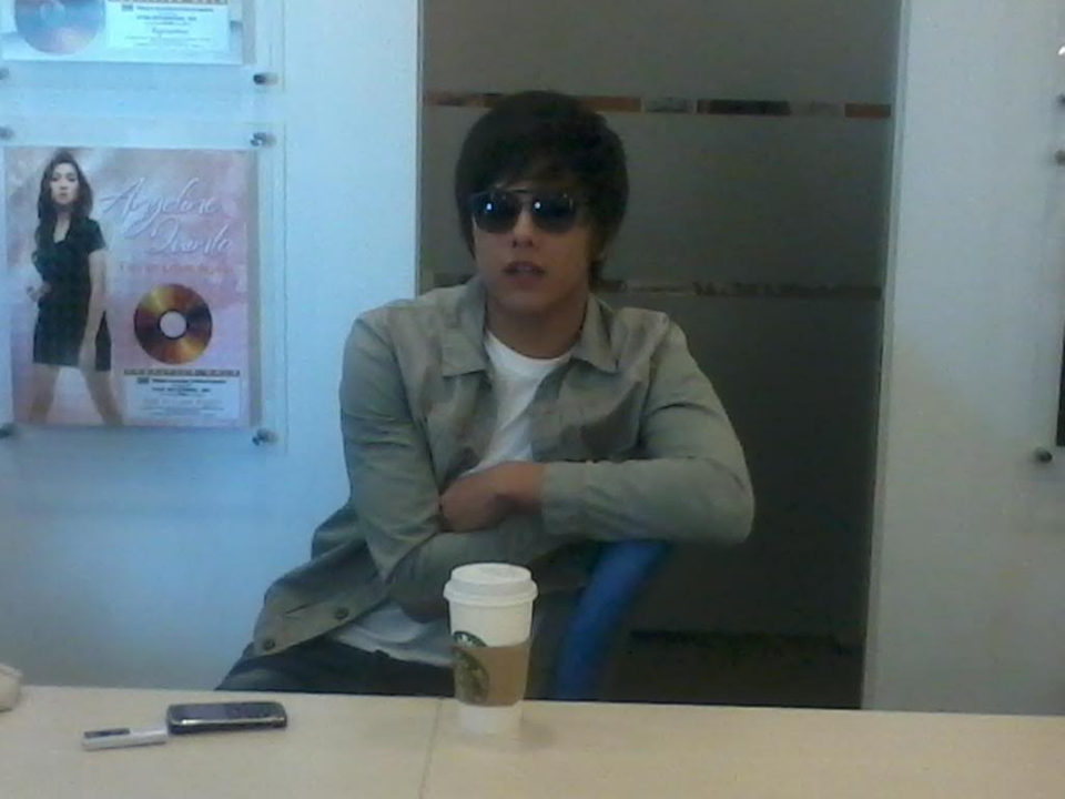 Table - HD Wallpaper 