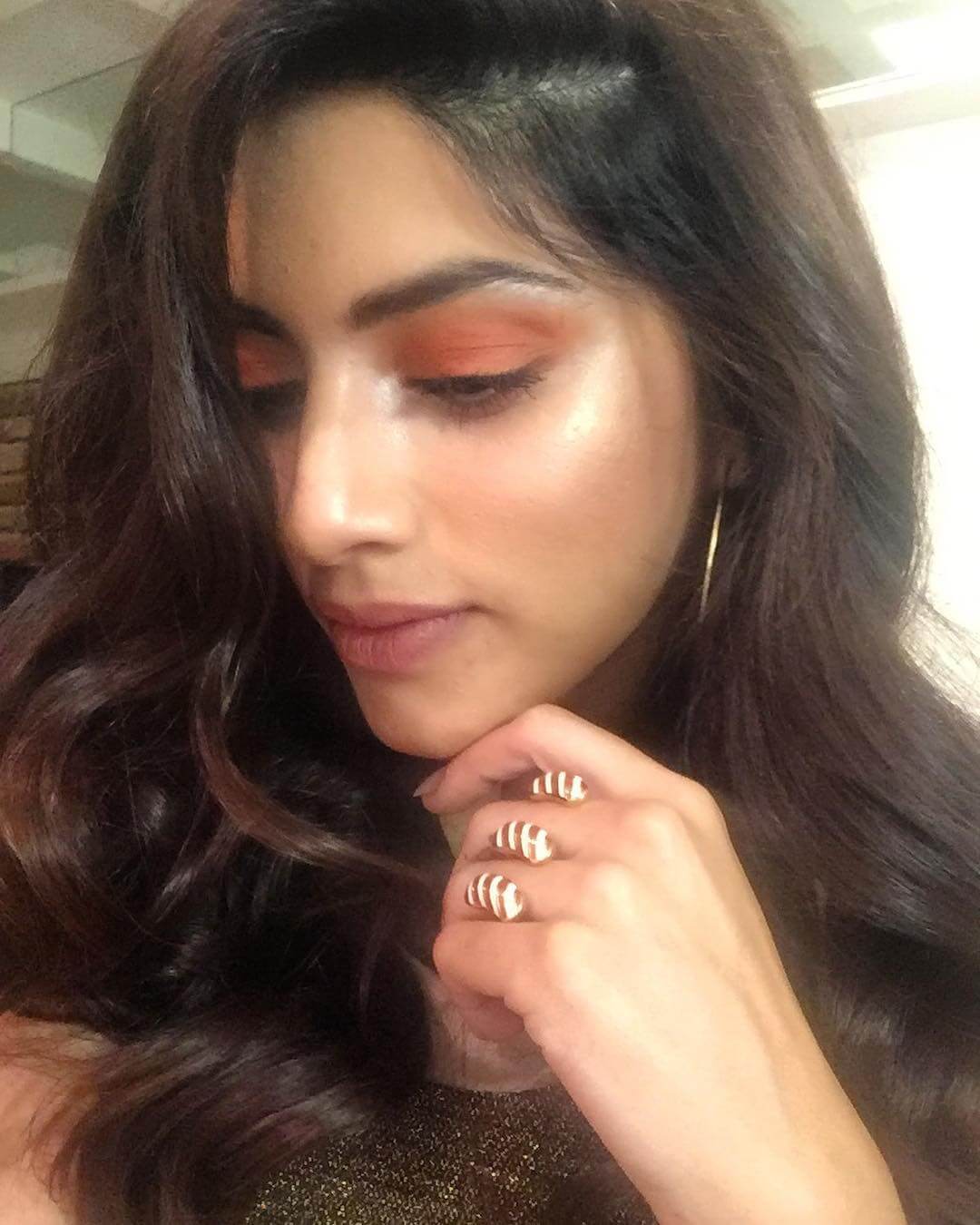 Sapna Pabbi Hd Wallpaper - Girl - HD Wallpaper 