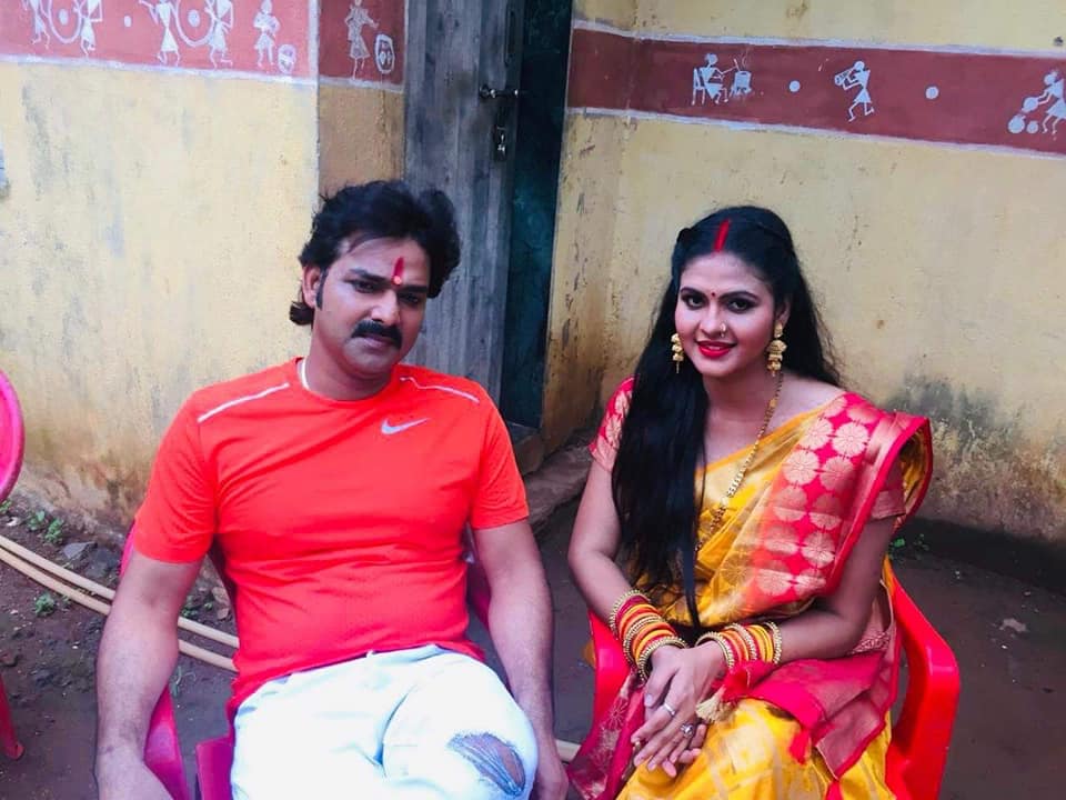 Pawan Singh 2019 Bolbam Video Shooting Photo - Pawan Singh Bolbam Dress - HD Wallpaper 