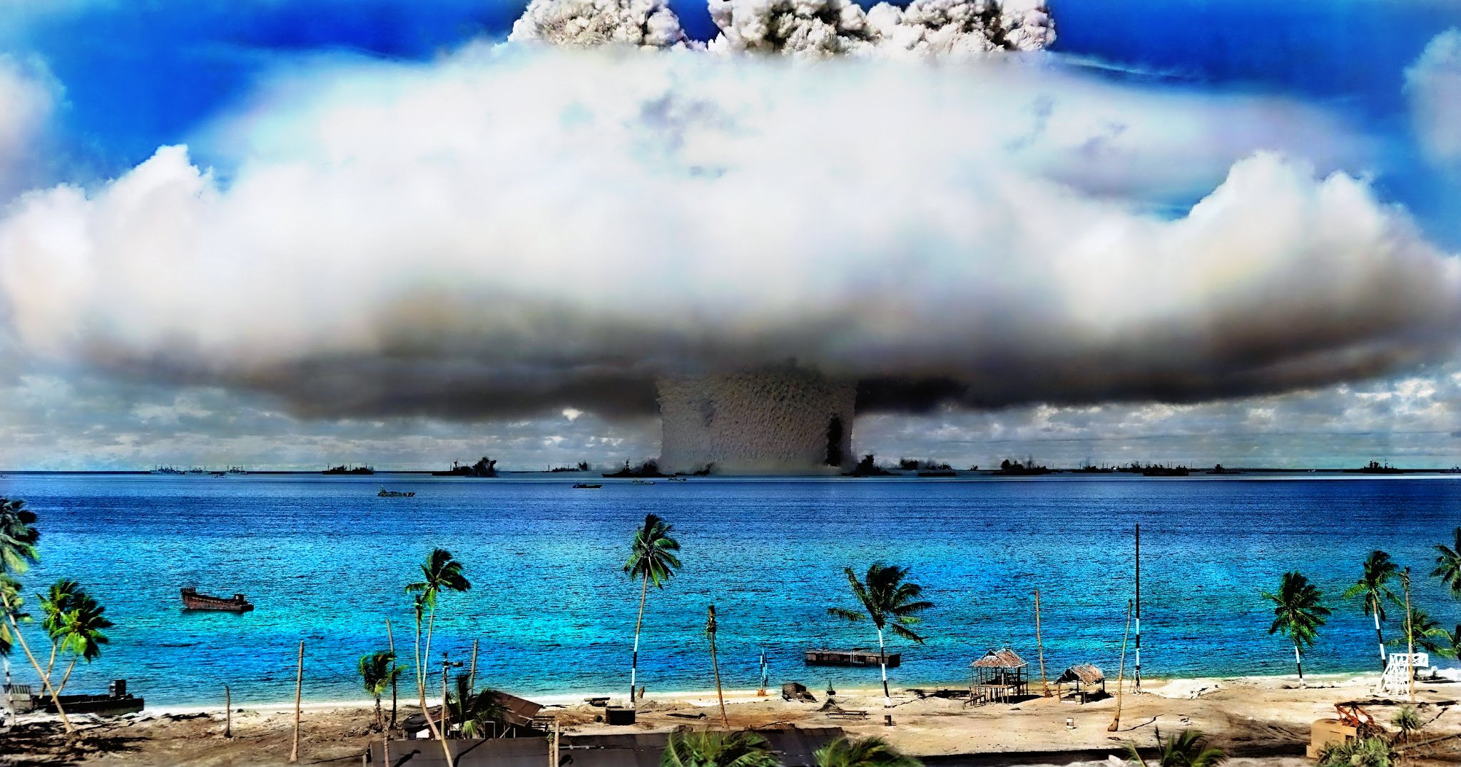 Atomic Bomb Colorized - HD Wallpaper 