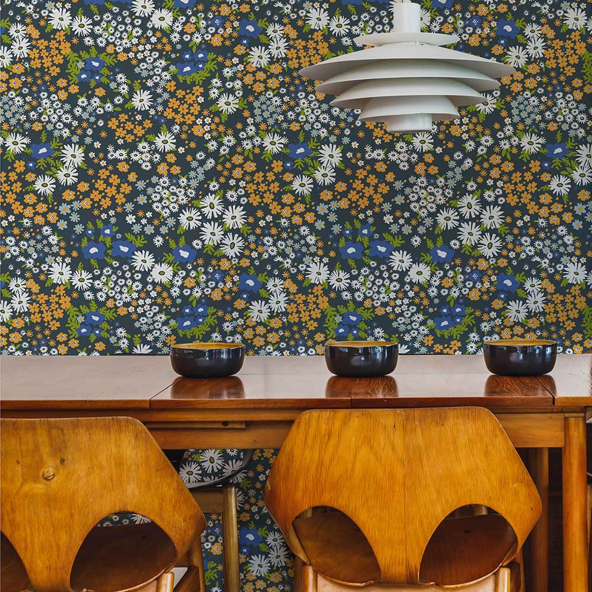 Table - HD Wallpaper 