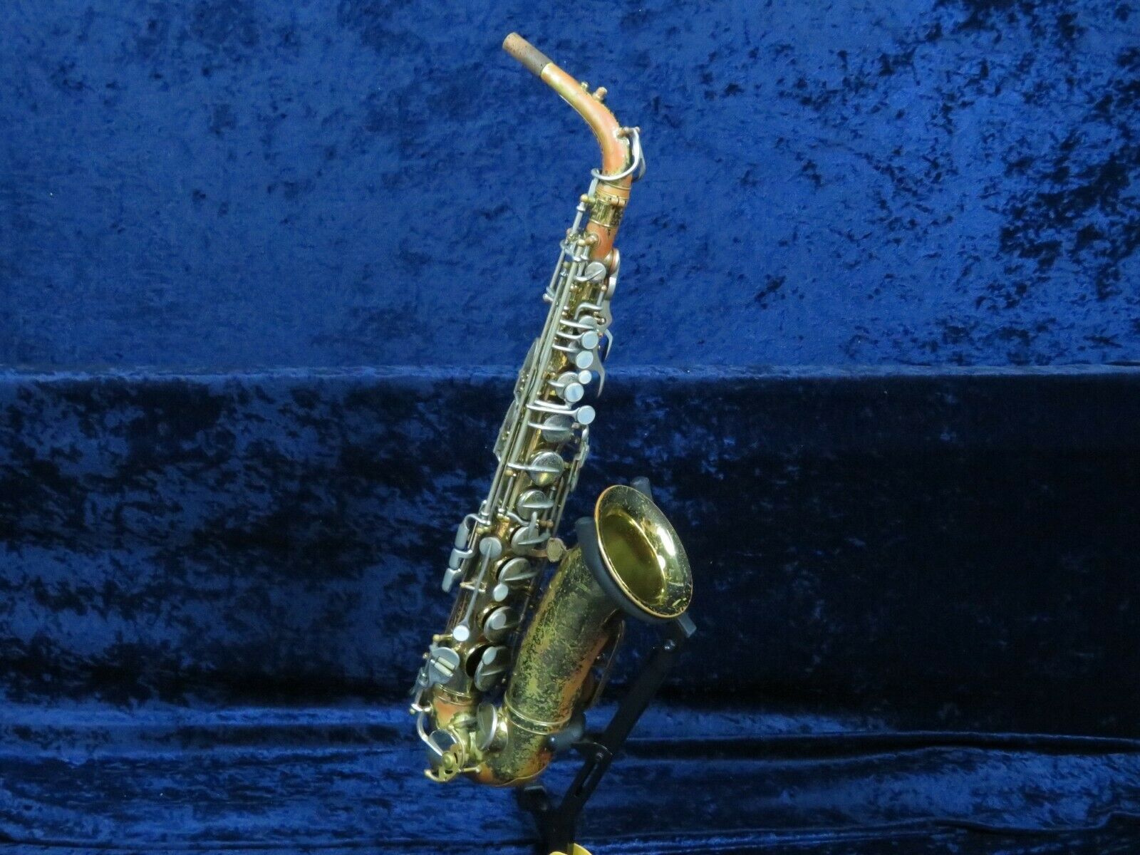 Baritone Saxophone - HD Wallpaper 