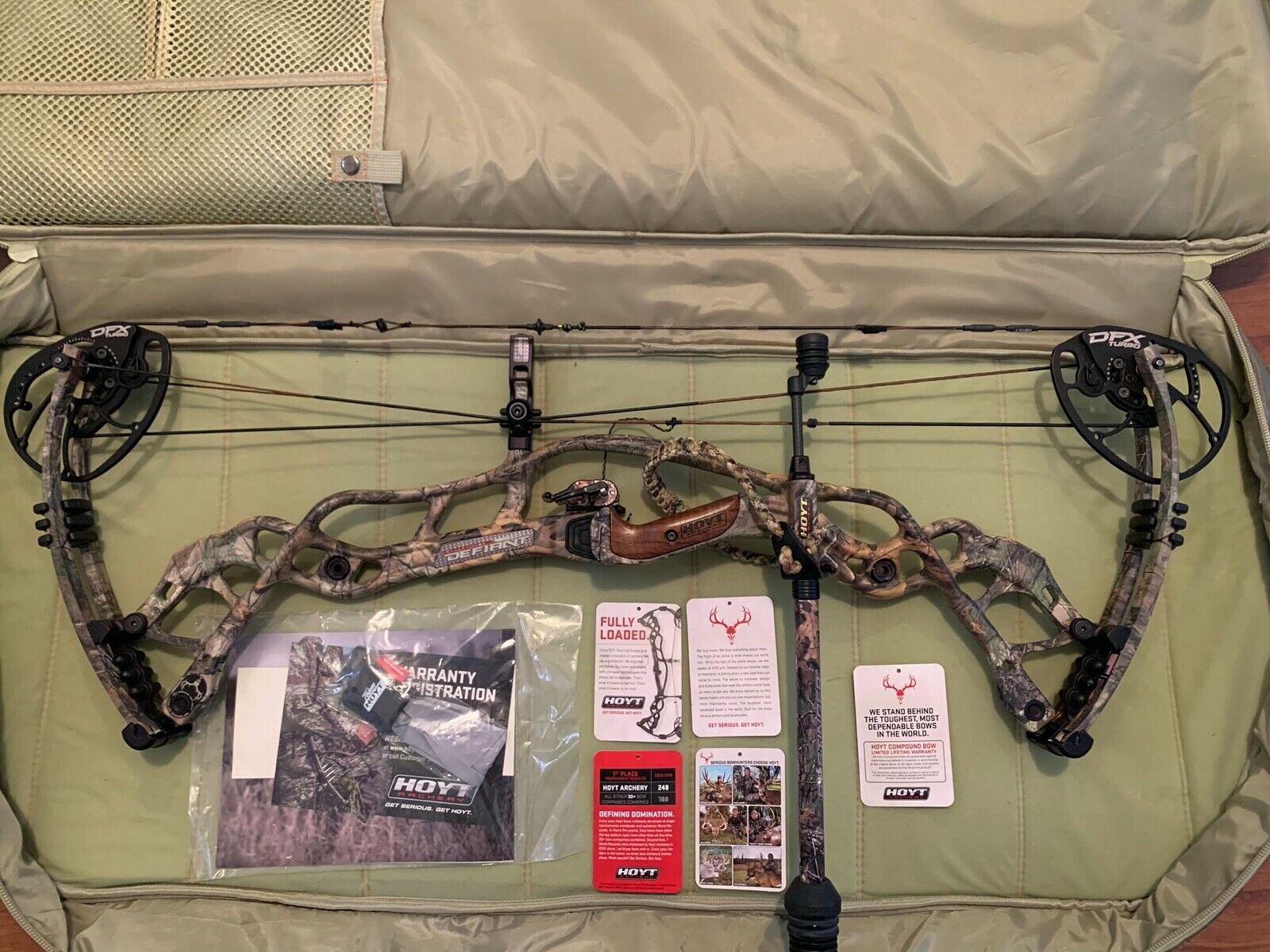 Compound Bow - HD Wallpaper 