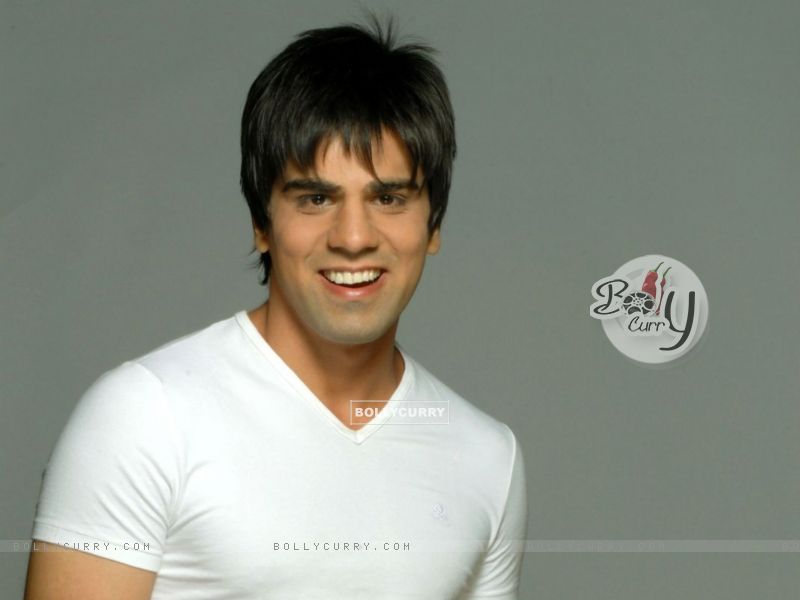 Sumit Suri Size - Active Shirt - HD Wallpaper 