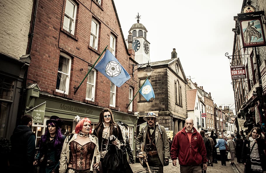 Festival, Whitby Goth Weekend, Gothic, People, Wgw, - Festival Gotico Whitby - HD Wallpaper 