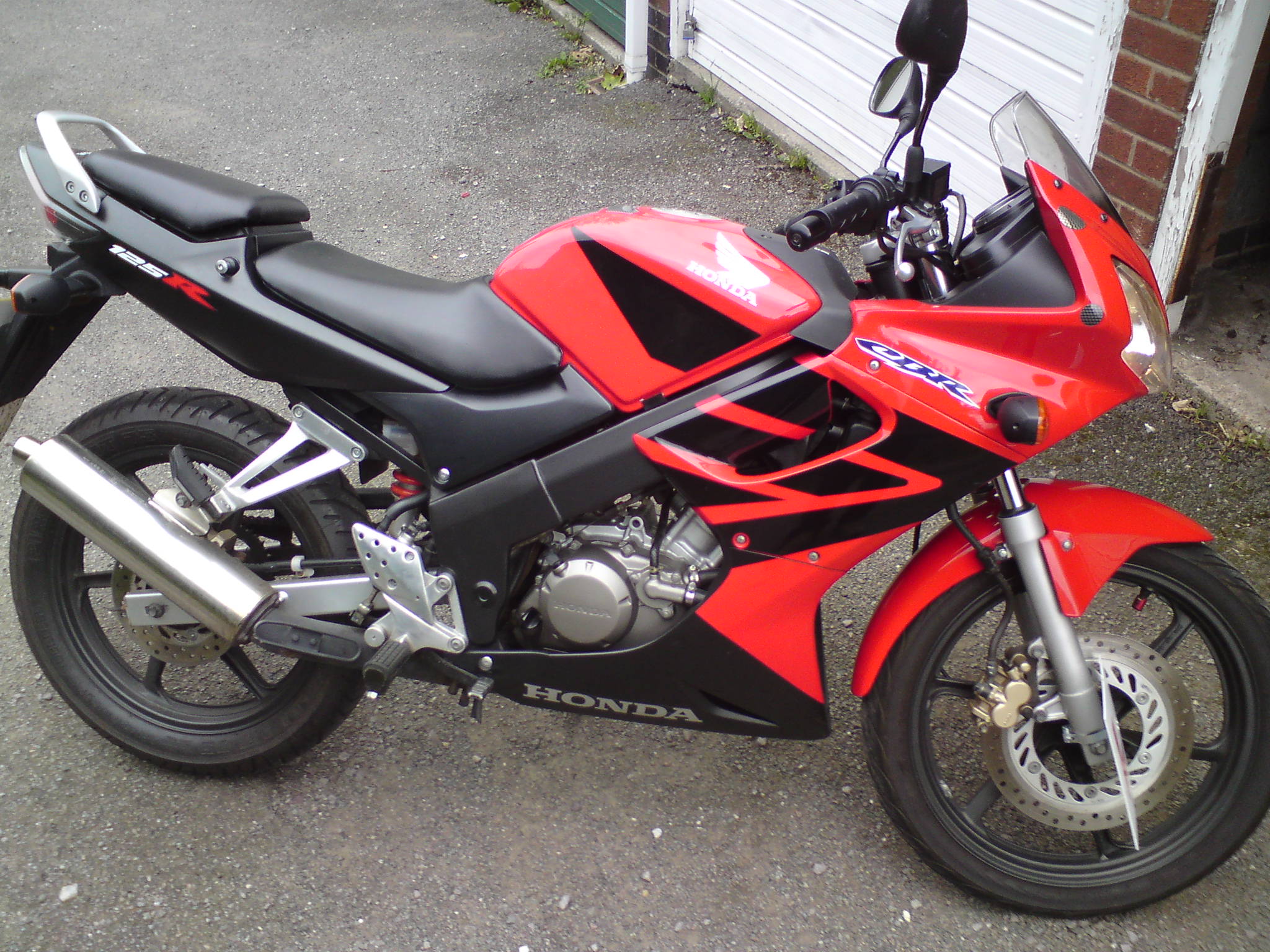 honda cbr 125cc 2005