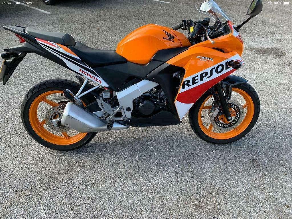 Honda Cbr125 - HD Wallpaper 