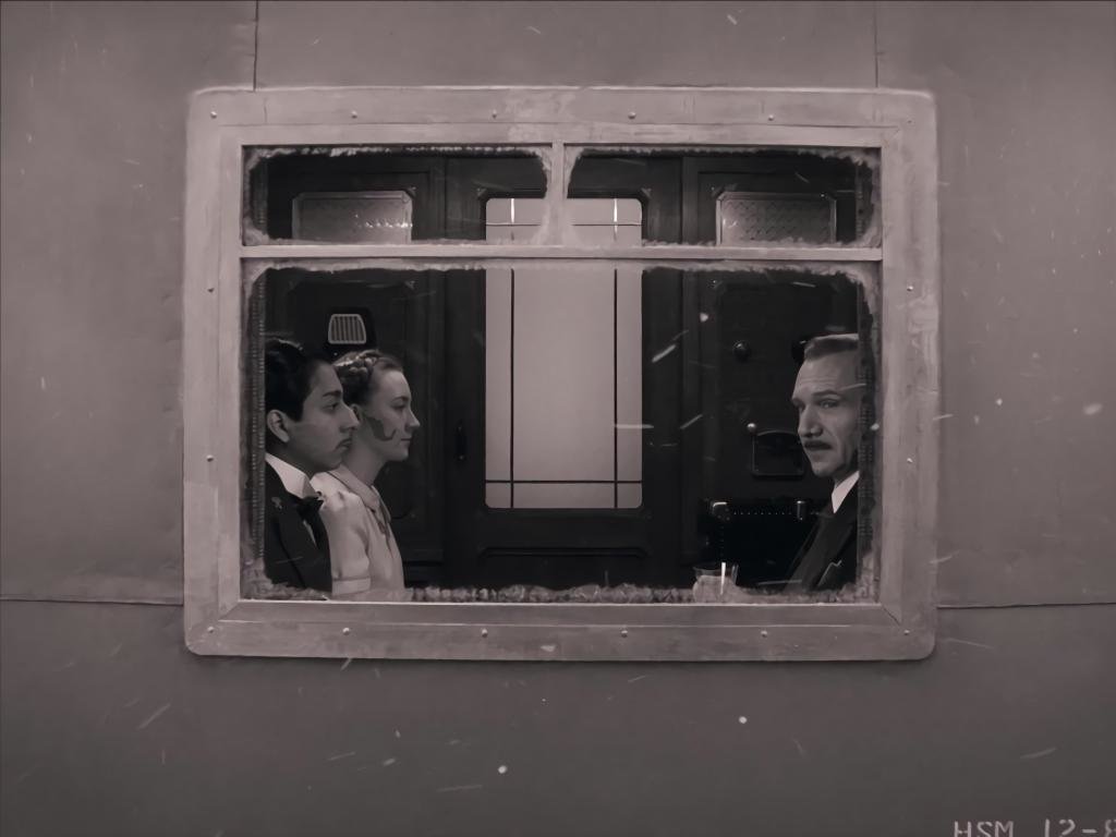 Download Hd The Grand Budapest Hotel Desktop Wallpaper - Wes Anderson Frame In A Frame - HD Wallpaper 