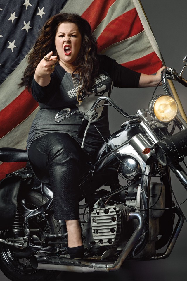 Melissa Mccarthy On A Motorcycle - HD Wallpaper 