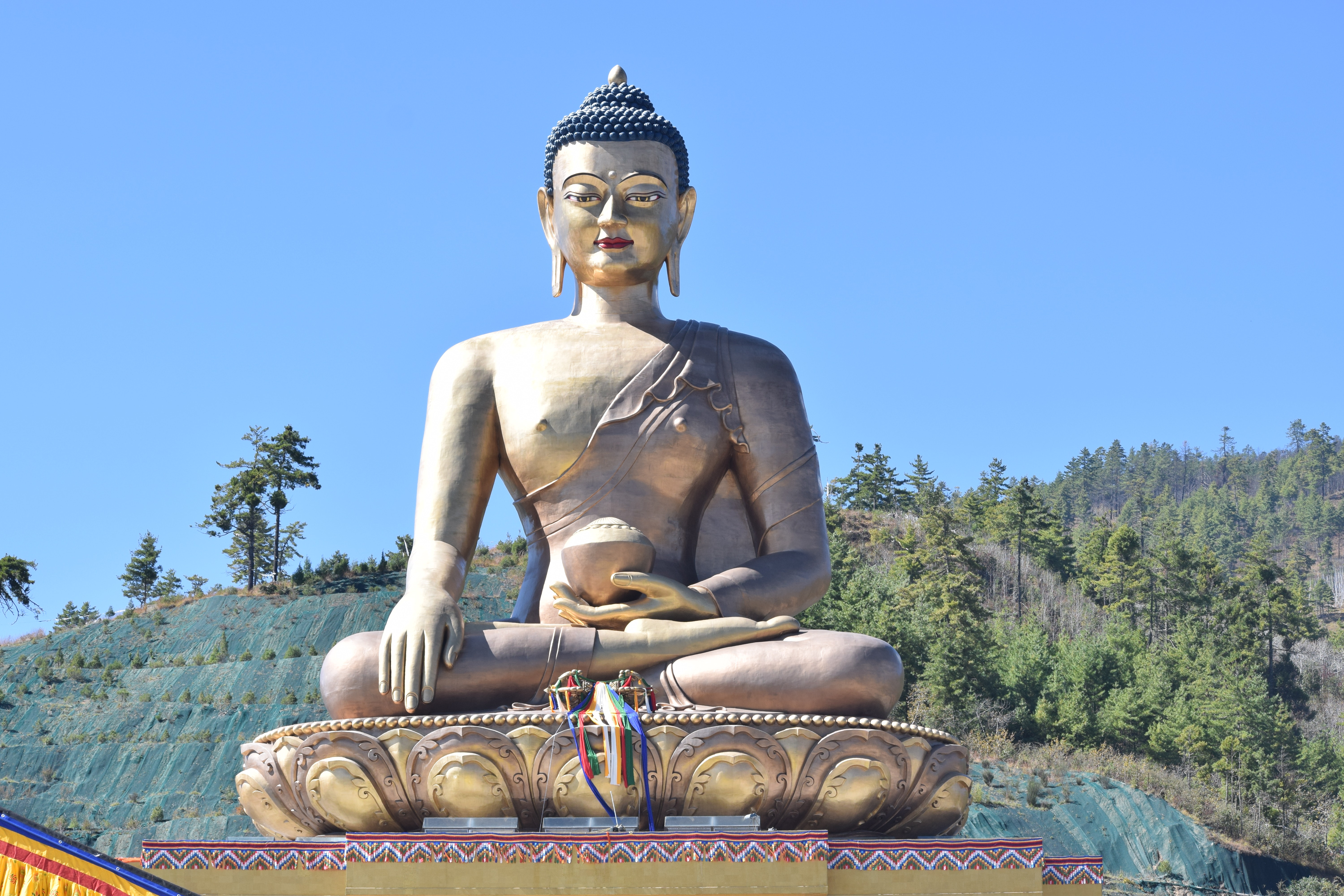 Buddha Bhutan - HD Wallpaper 