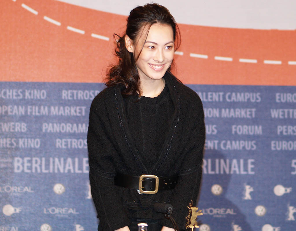 Isabella Leong - Photos Hot - Isabella Leong - 1024x799 Wallpaper