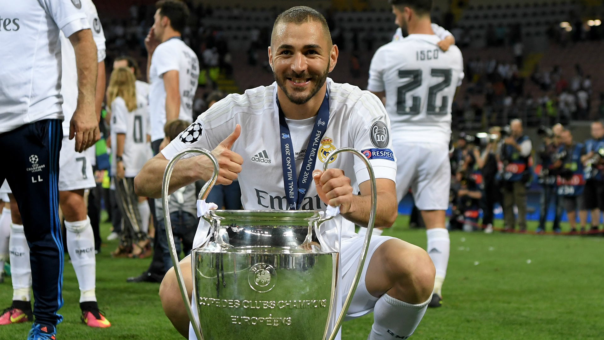 Benzema Champions League 2016 - HD Wallpaper 