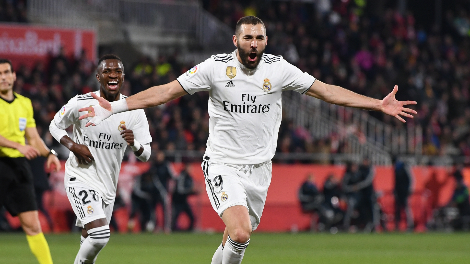 Real Madrid Striker Karim Benzema - Girona Vs Real Madrid - HD Wallpaper 