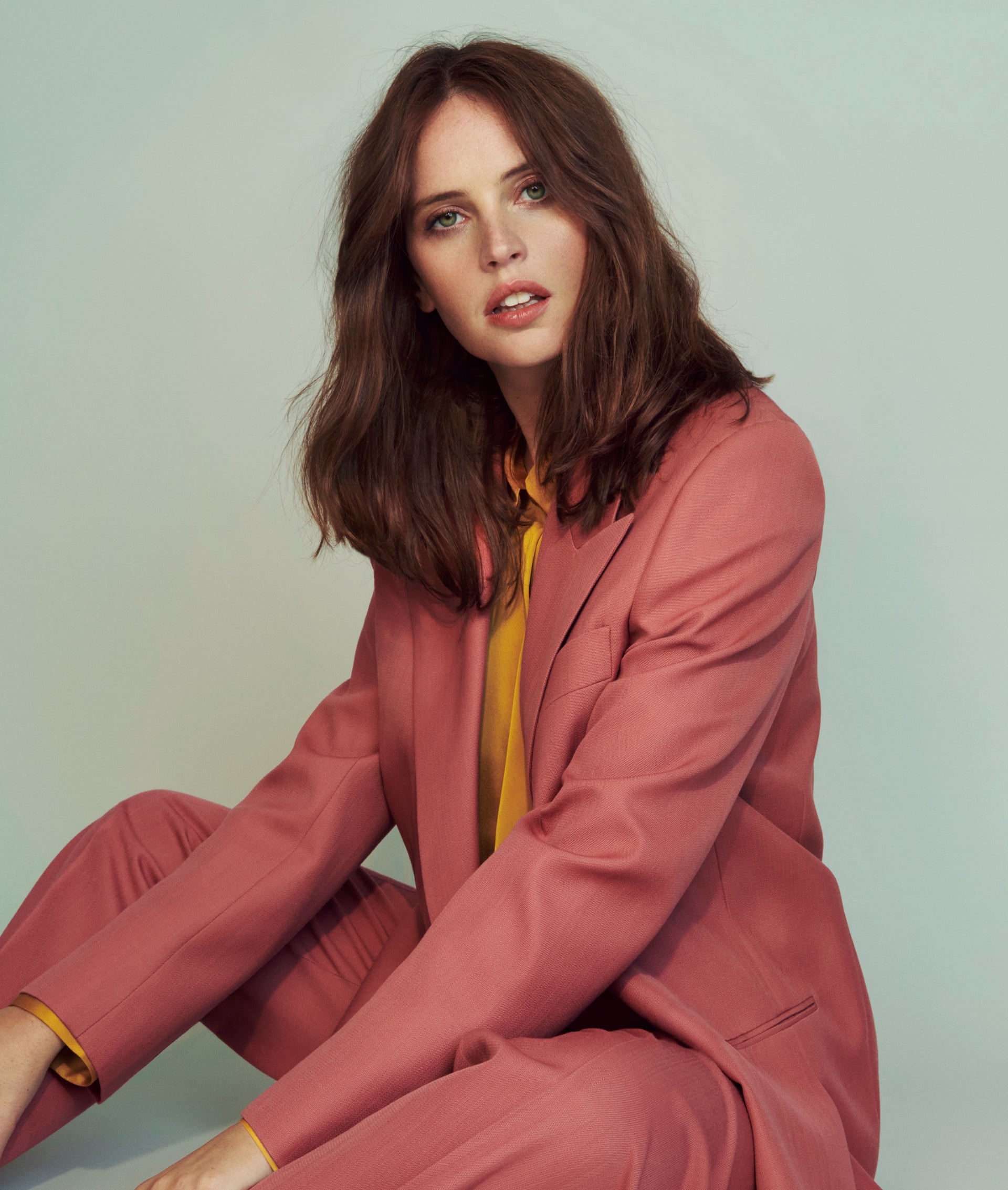 Hd Felicity Jones 2019 Magazine 1920×2266 - Felicity Jones Photoshoot - HD Wallpaper 