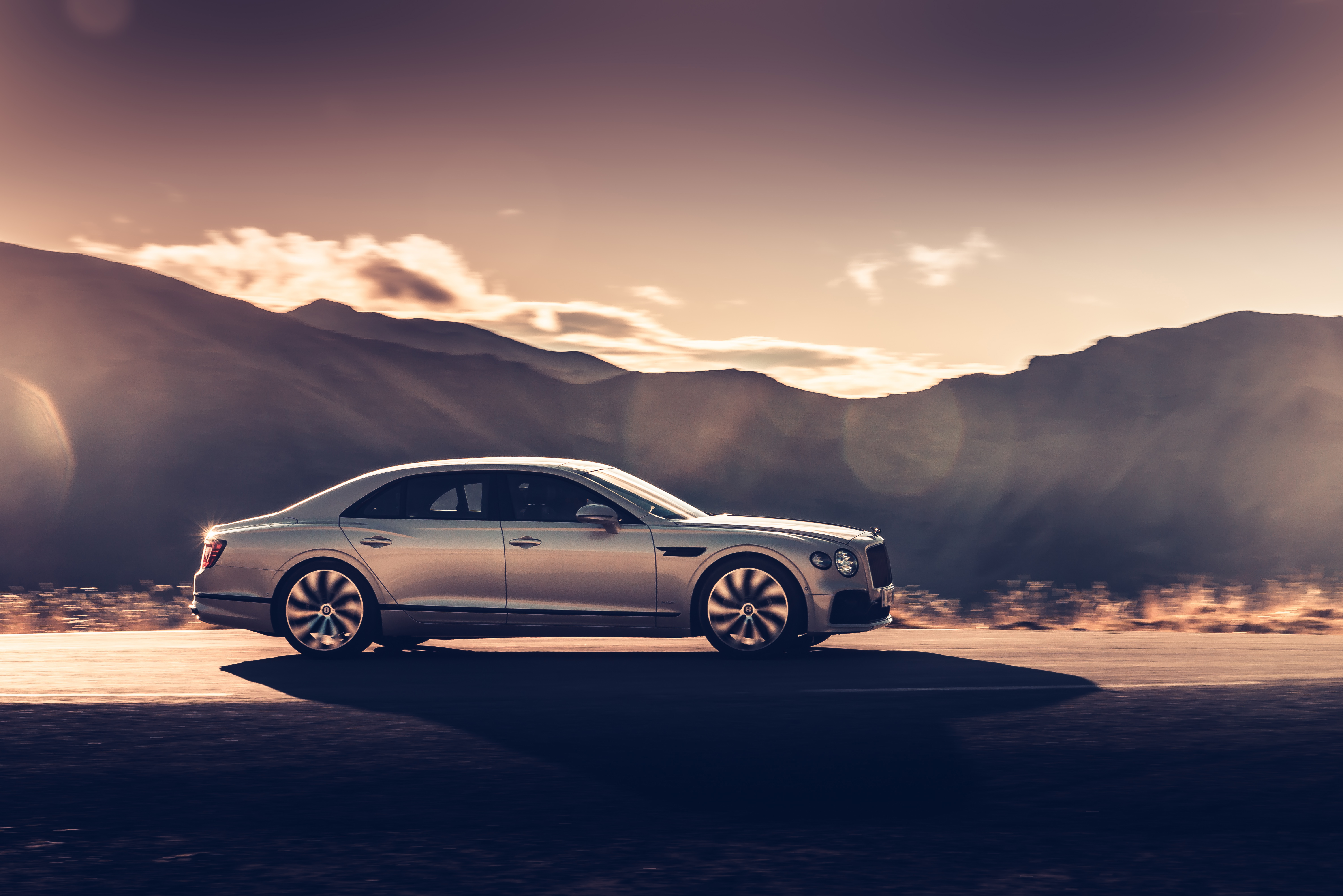 Bentley Flying Spur Hd - HD Wallpaper 